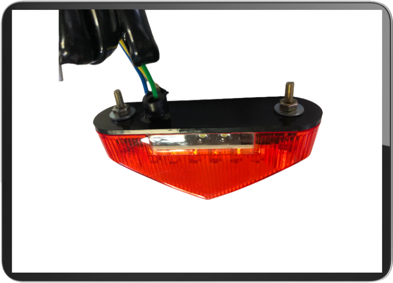 YG-9021W Red lens led Taillight w/license light emarked